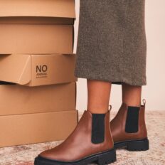 chelsea boot vegan