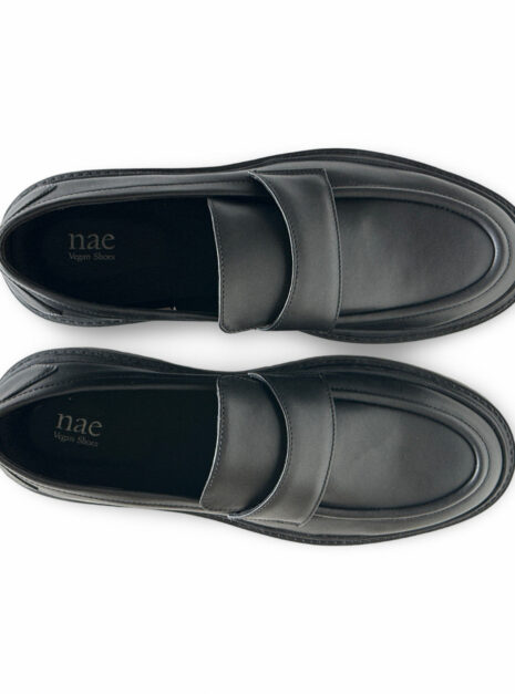 Mocassin vegan Cesar noir — vue détaillée en microfibre