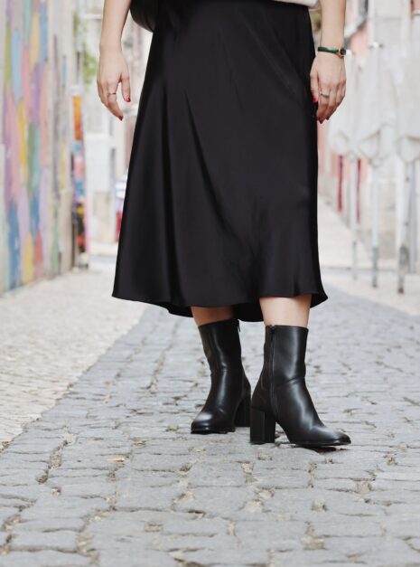 Bottine vegan Circe noire — portée style polyvalent et élégant