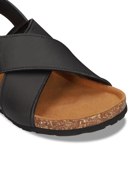 Sandale vegan Lanta noire — sangles croisées en cuir de pomme semelle matelassée
